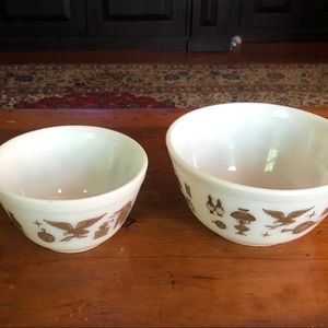 Pyrex americana eagle design mixing bowls